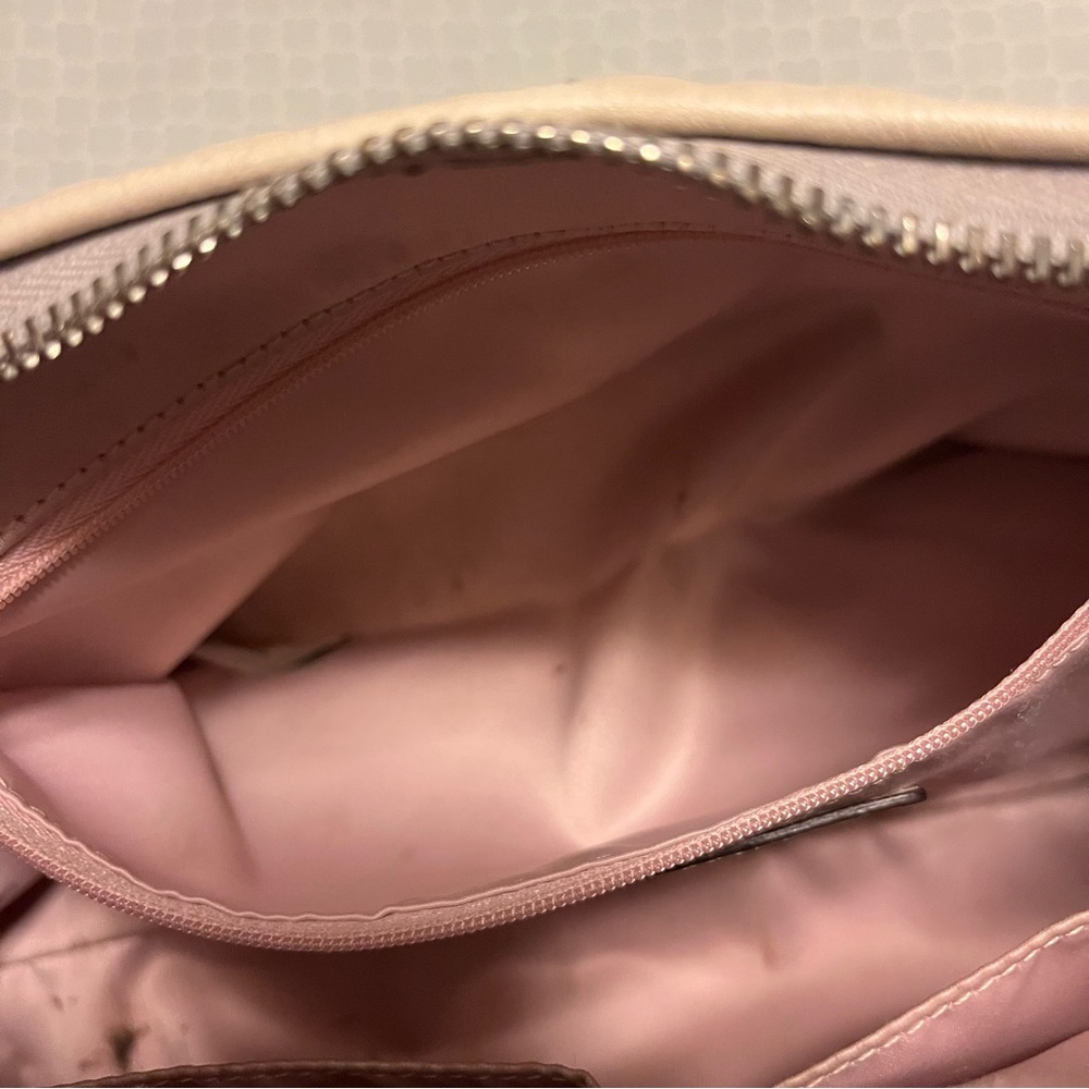 Coach Cream/White Leather Hobo Ashley Bag - Picture 8 of 10